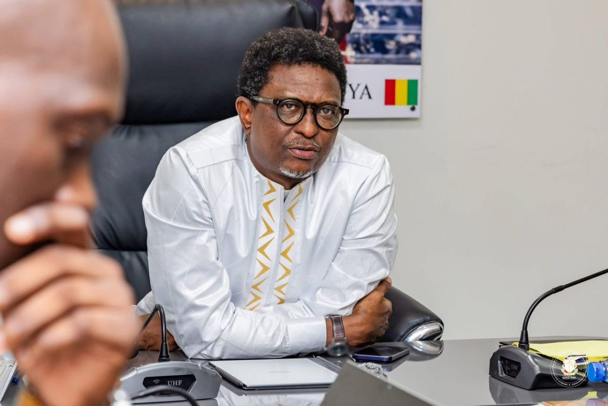 𝐄𝐗𝐀𝐌𝐄𝐍𝐒 𝐍𝐀𝐓𝐈𝐎𝐍𝐀𝐔𝐗, 𝐃𝐈𝐒𝐂𝐈𝐏𝐋𝐈𝐍𝐄 𝐄𝐓 𝐆𝐎𝐔𝐕𝐄𝐑𝐍𝐀𝐍𝐂𝐄 : 𝐋𝐄 𝐌𝐈𝐍𝐈𝐒𝐓𝐑𝐄 𝐀𝐋𝐏𝐇𝐀 𝐁𝐀𝐂𝐀𝐑 𝐁𝐀𝐑𝐑𝐘 𝐅𝐈𝐗𝐄 𝐋𝐄𝐒 𝐏𝐑𝐈𝐎𝐑𝐈𝐓𝐄́𝐒