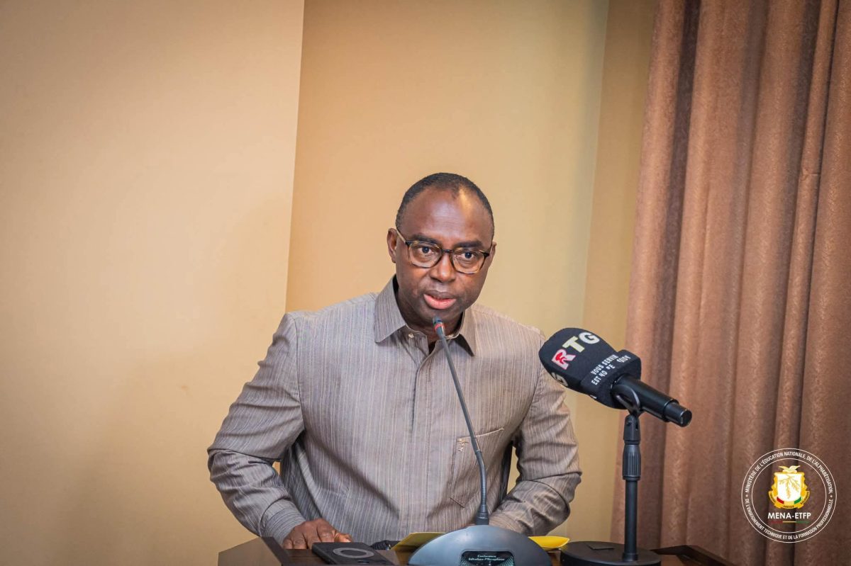 Discours d’ouverture de l’Atelier de cadrage du Programme national de mise en œuvre de la Politique nationale de l’alimentation scolaire de Docteur Julien BONGONO Secrétaire général du MENA-ETFP.